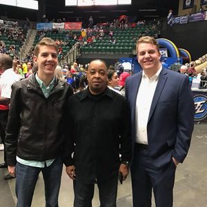 Meet your Posher, Hunter